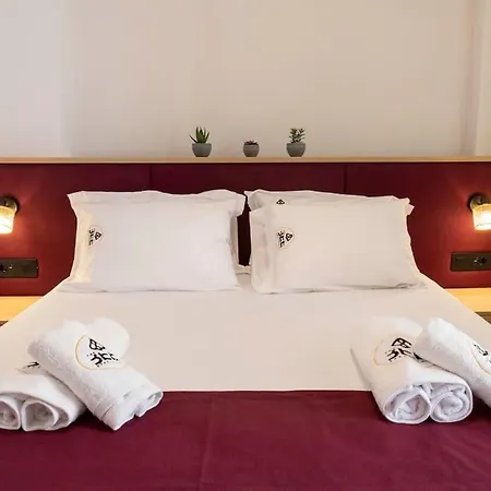 Apartment The Red Bee *