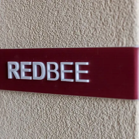 Apartment The Red Bee *
